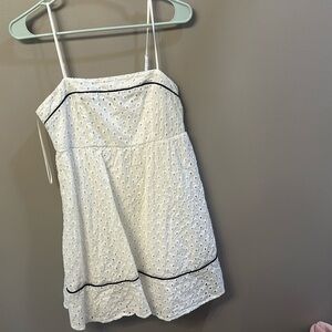 Francesca’s white dress size M
